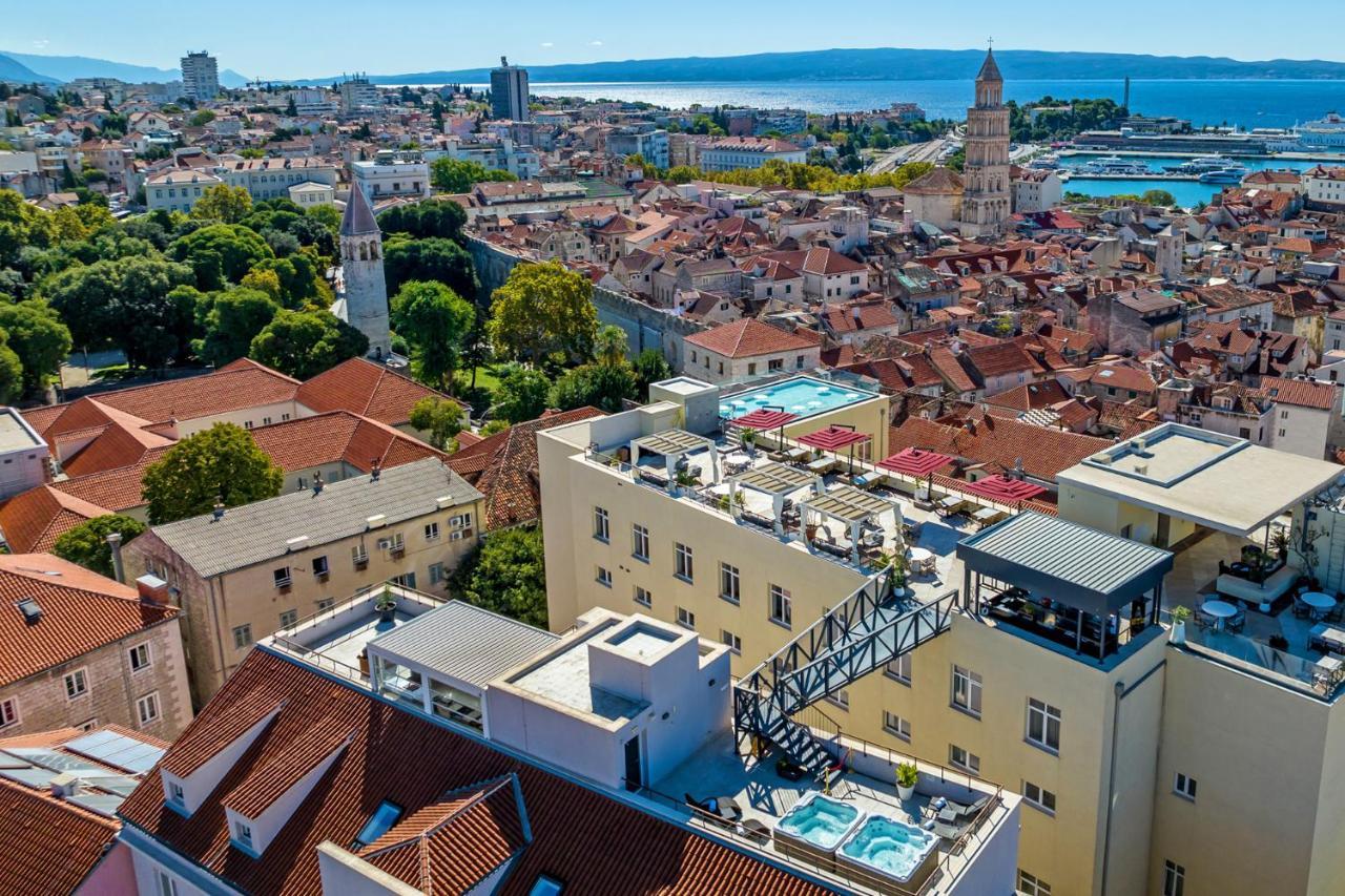 Cornaro Hotel Split Exterior foto View of the Old Town of Split from the Bell Tower of the Cathedral of St. Dujma