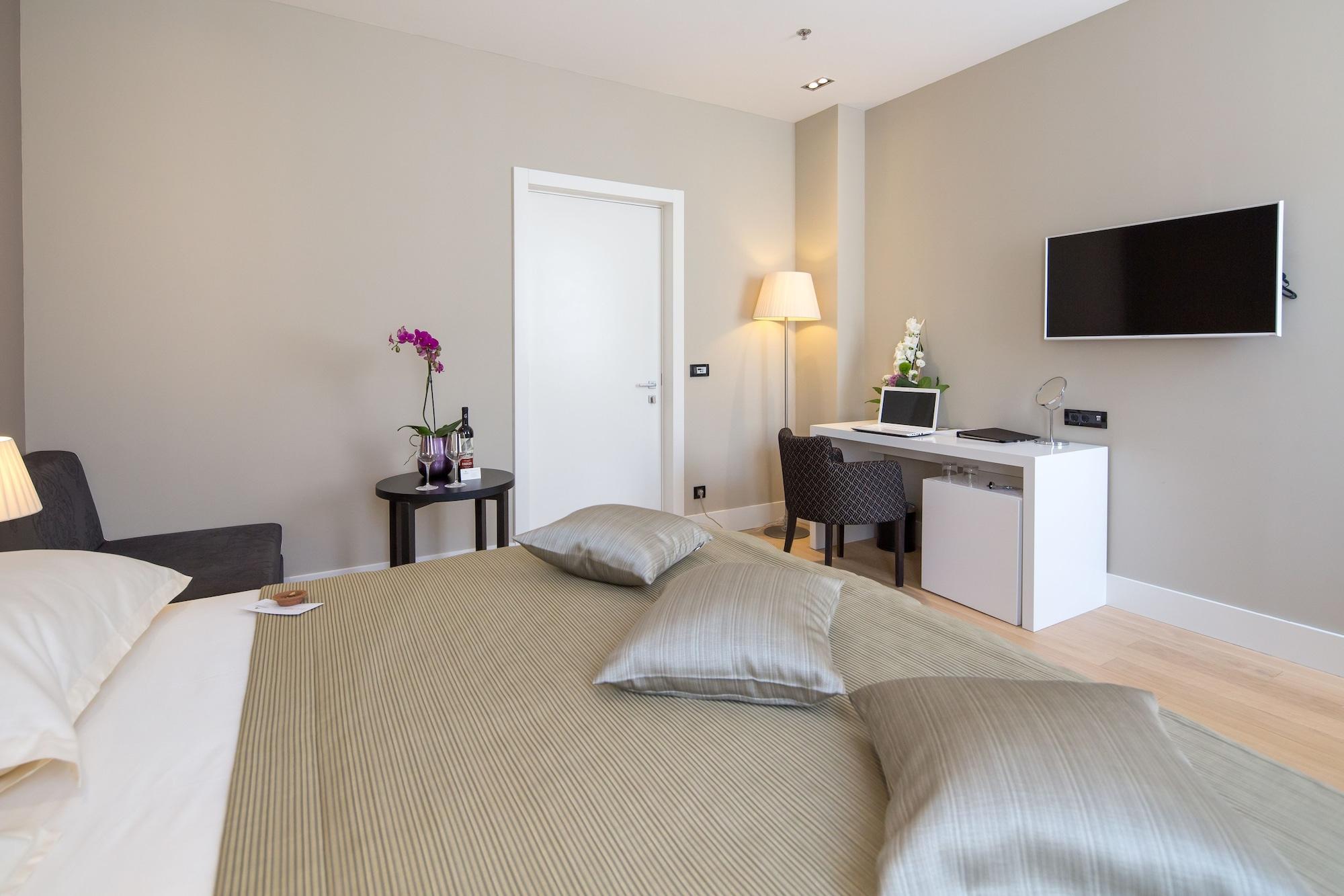 Cornaro Hotel Split Exterior foto A room at the hotel