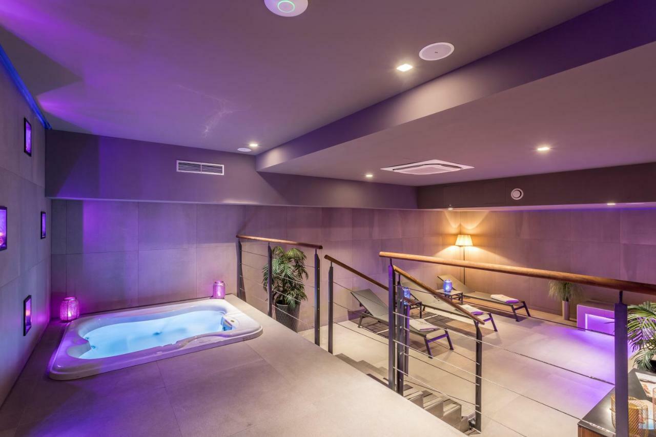 Cornaro Hotel Split Exterior foto The spa at the hotel